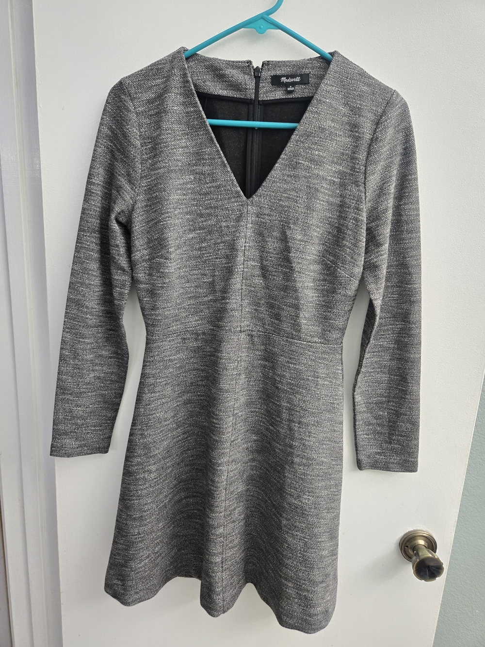 Madewell Mini Gray V-Neck Long Sleeve Dress Size 4